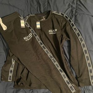 Brand new Tommy set 100% authentic, dead stock print.